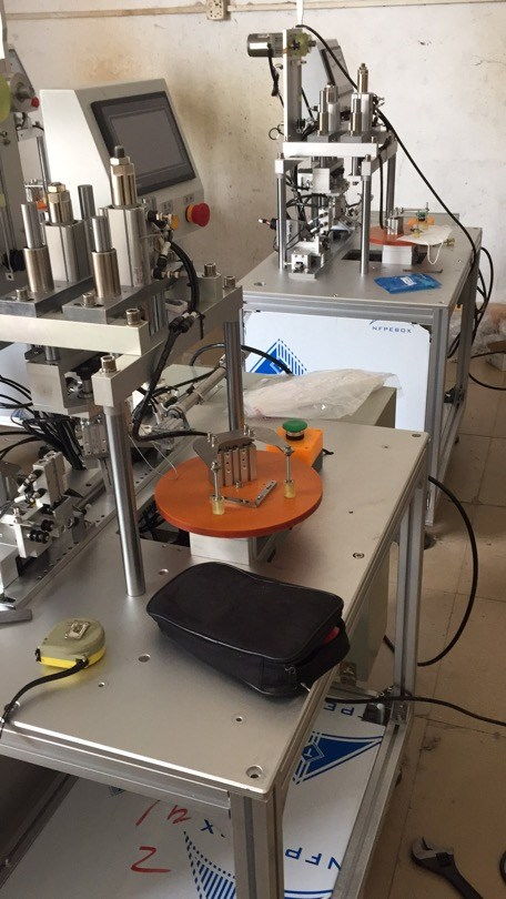 口罩耳帶自動點焊機生產(chǎn)廠家服務為先 多圖